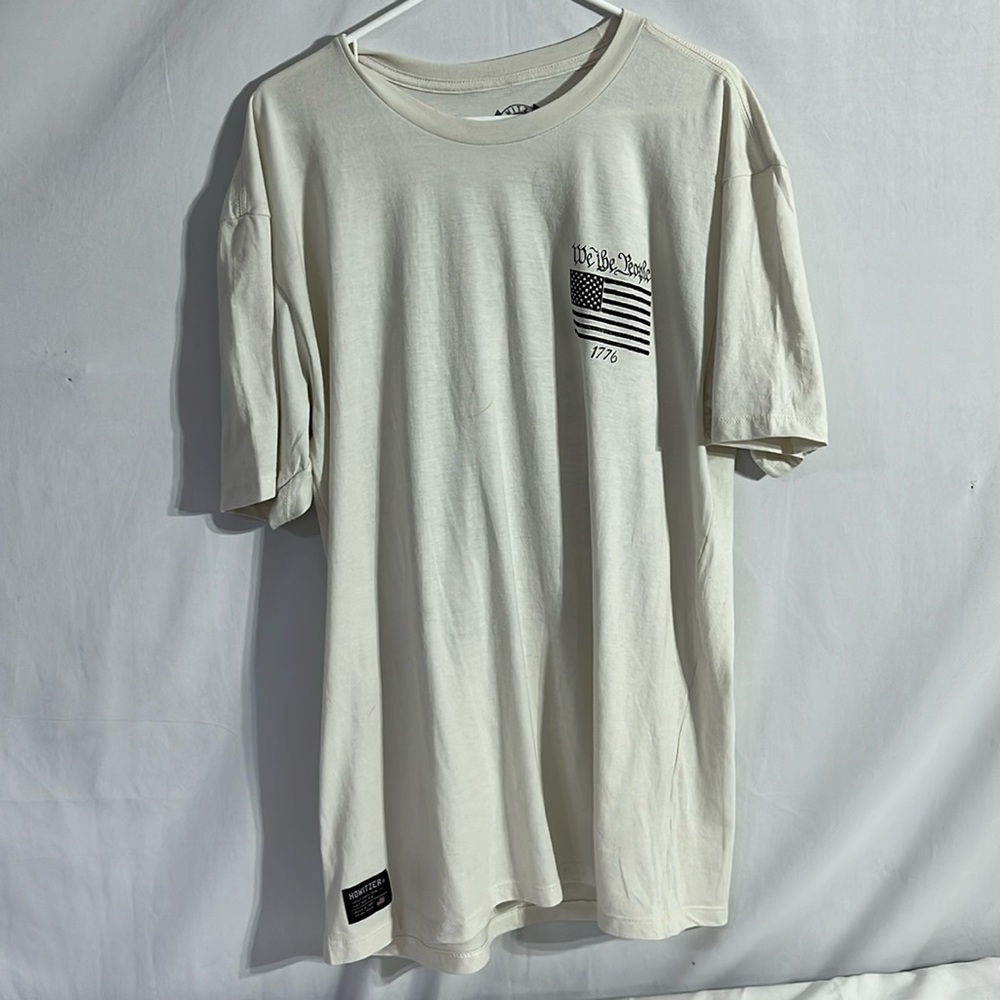 Howard it’s patriot extra large men’s T-shirt. We are the people.